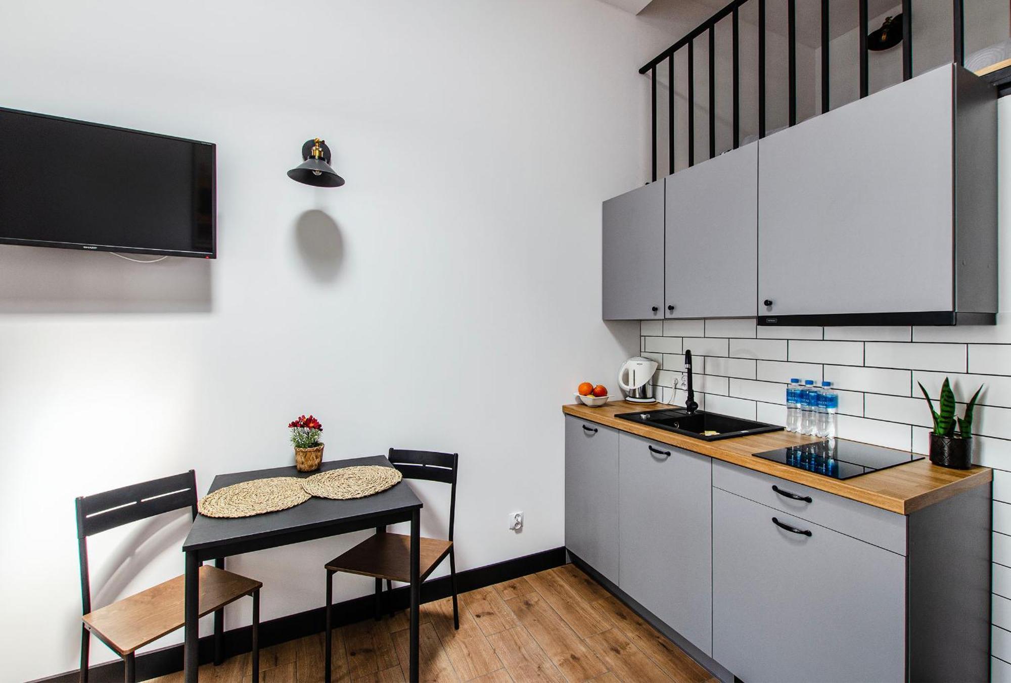 Loft City Center Apartments- Parking, Wifi, 24H Check-In Wroclaw Bagian luar foto